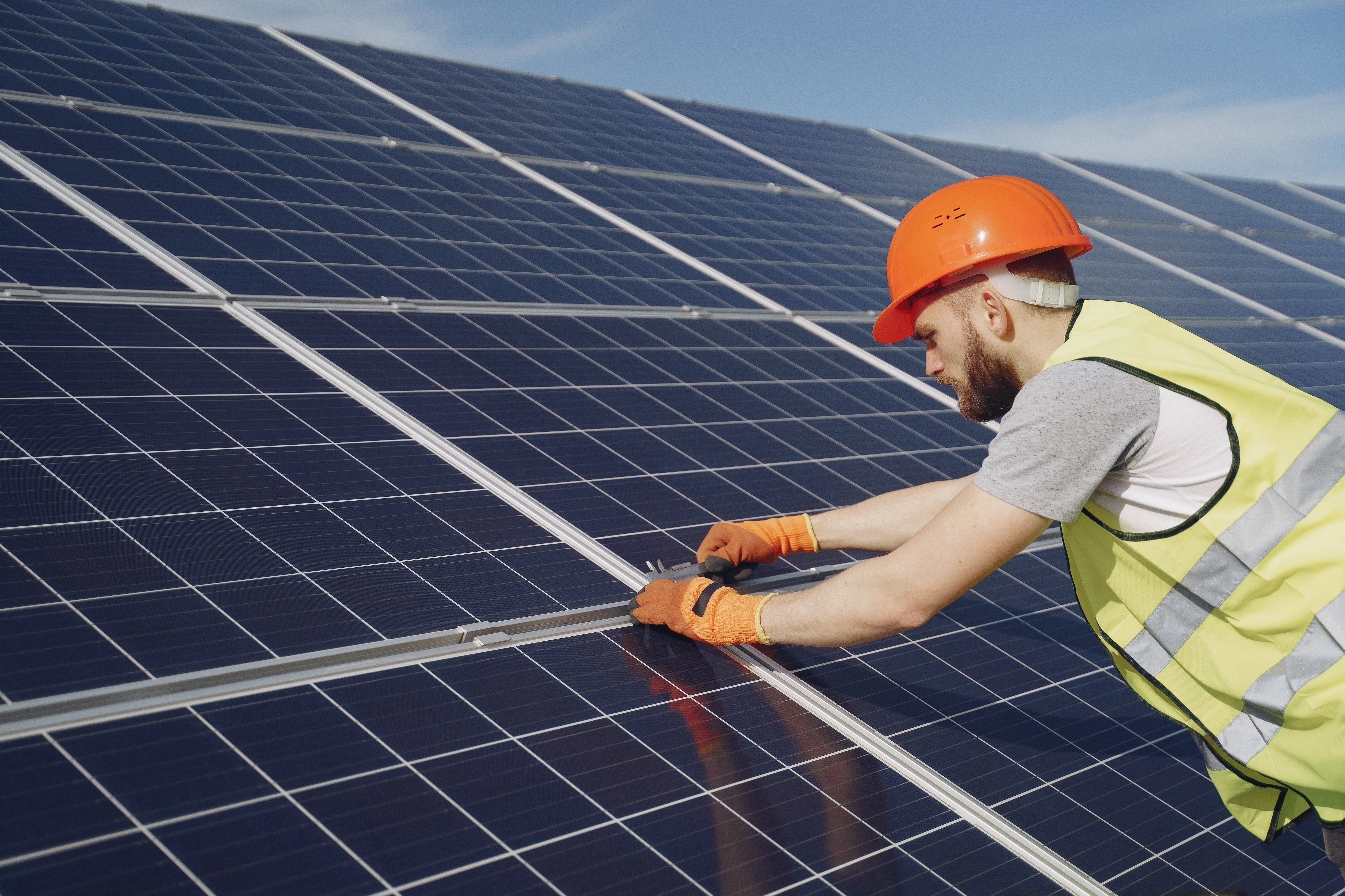 Instalación de paneles solares para empresas